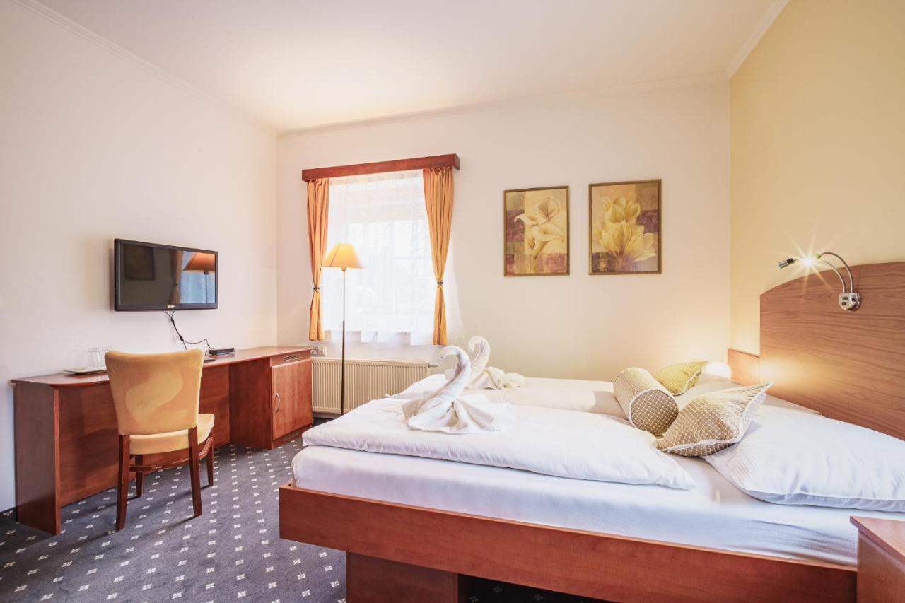 Francis Spa Hotel Františkovy Lázně Dış mekan fotoğraf