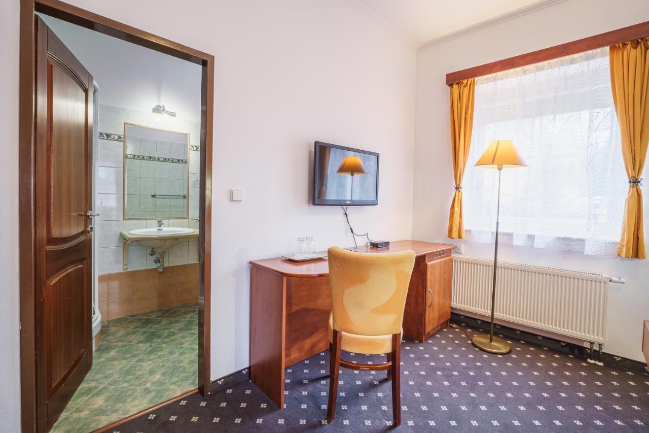 Francis Spa Hotel Františkovy Lázně Dış mekan fotoğraf